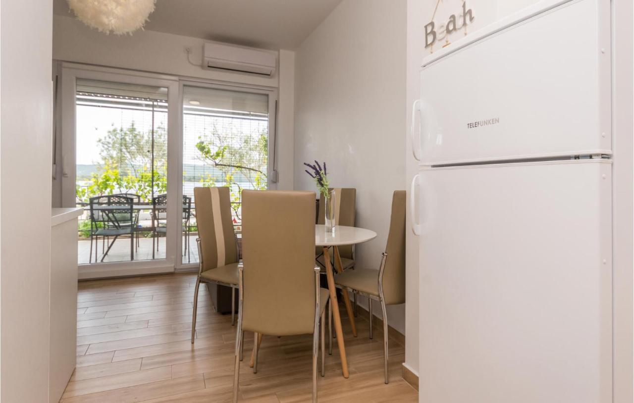 Apartments In Turanj, 20M From The Beach Sukosan Exterior photo